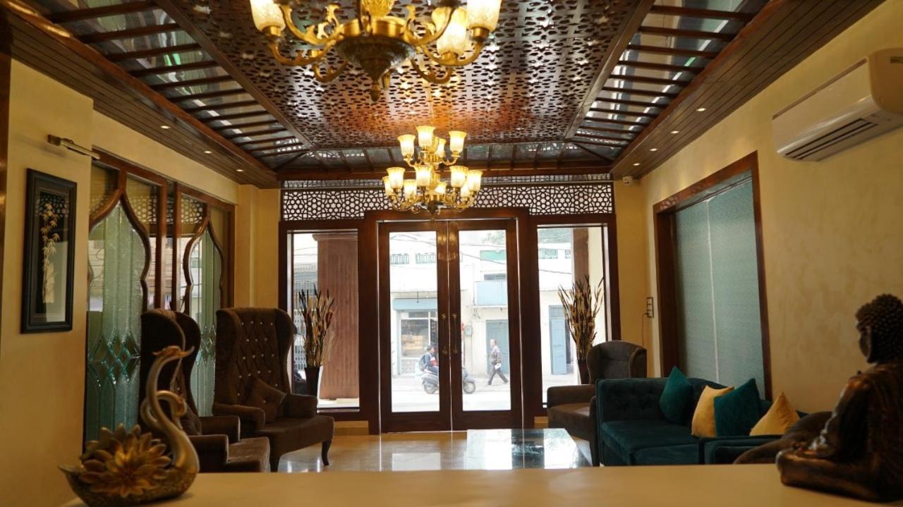 Hotel Sukh Mehal Džalandhar Exteriér fotografie